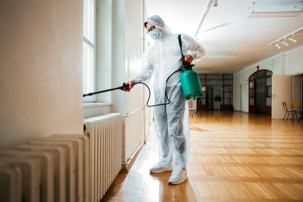 Best Pest Prevention Services  in Pratt, KS